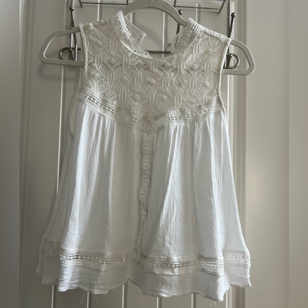 Endless Rose white lace tank